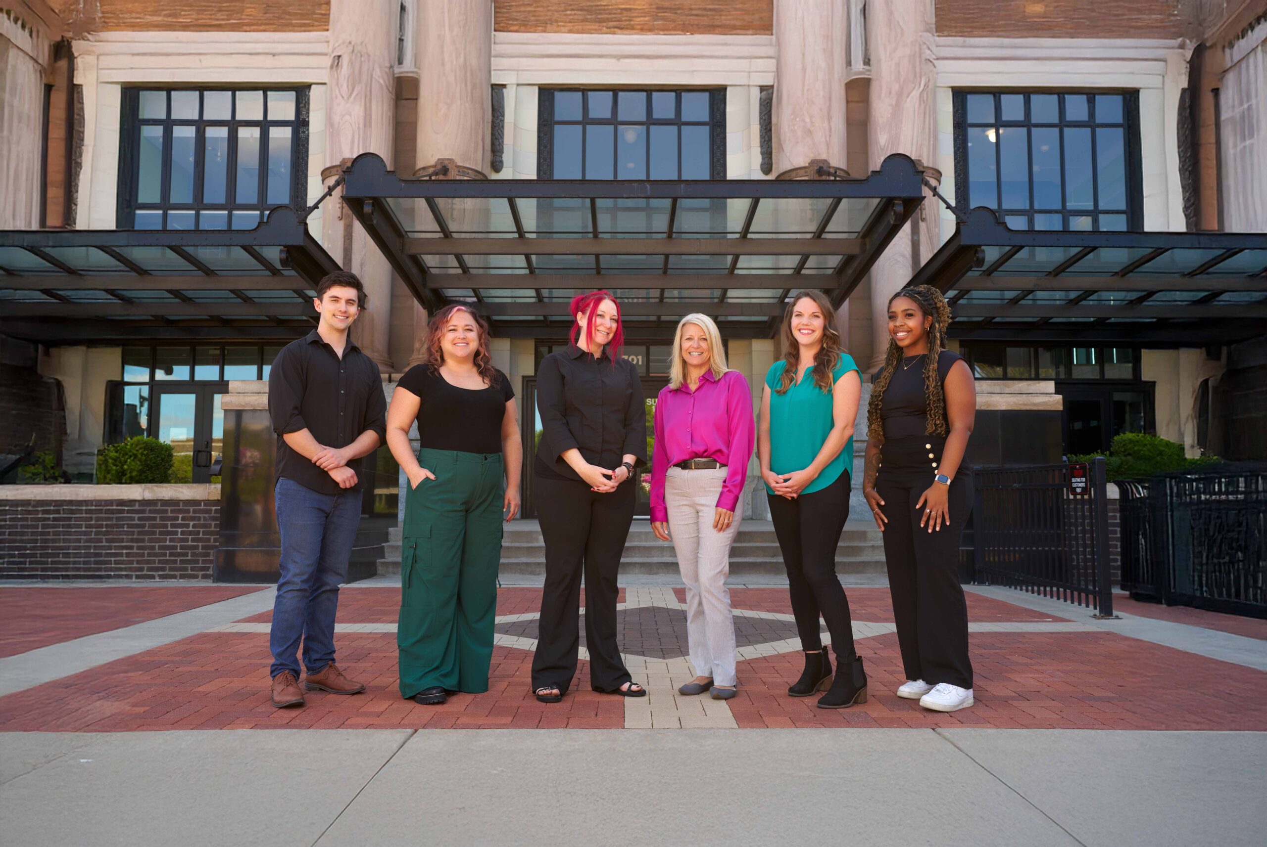 Lee Media Group Logo